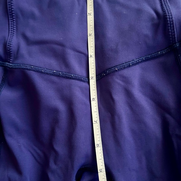 Lululemon high rise yoga pant - Picture 3 of 5
